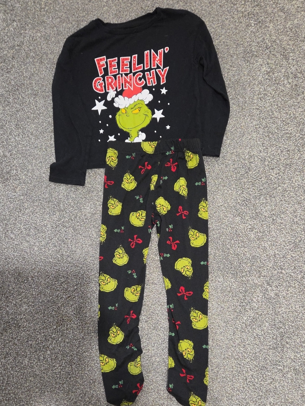 Kids "Feelin' Grinchy" Black Grinch Pajama Set Sz 6 Small